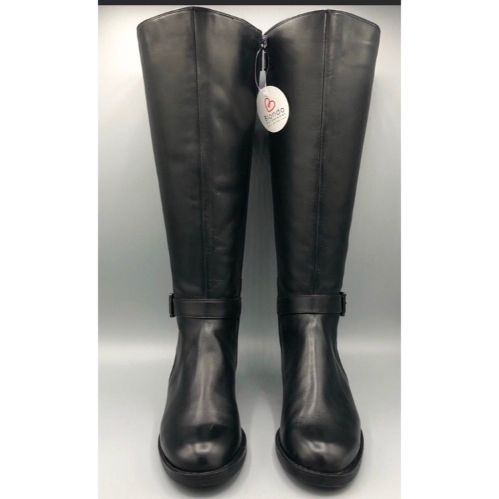 Black leather waterproof boots